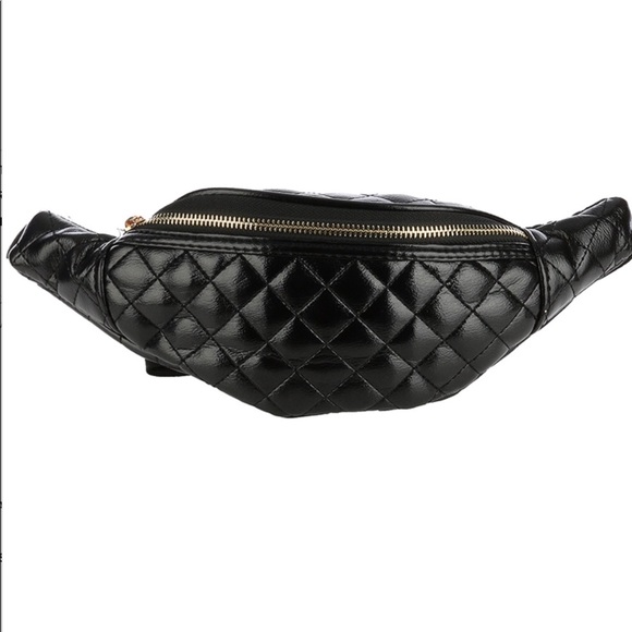 Quilt designed fanny packs - Picture 5 of 7